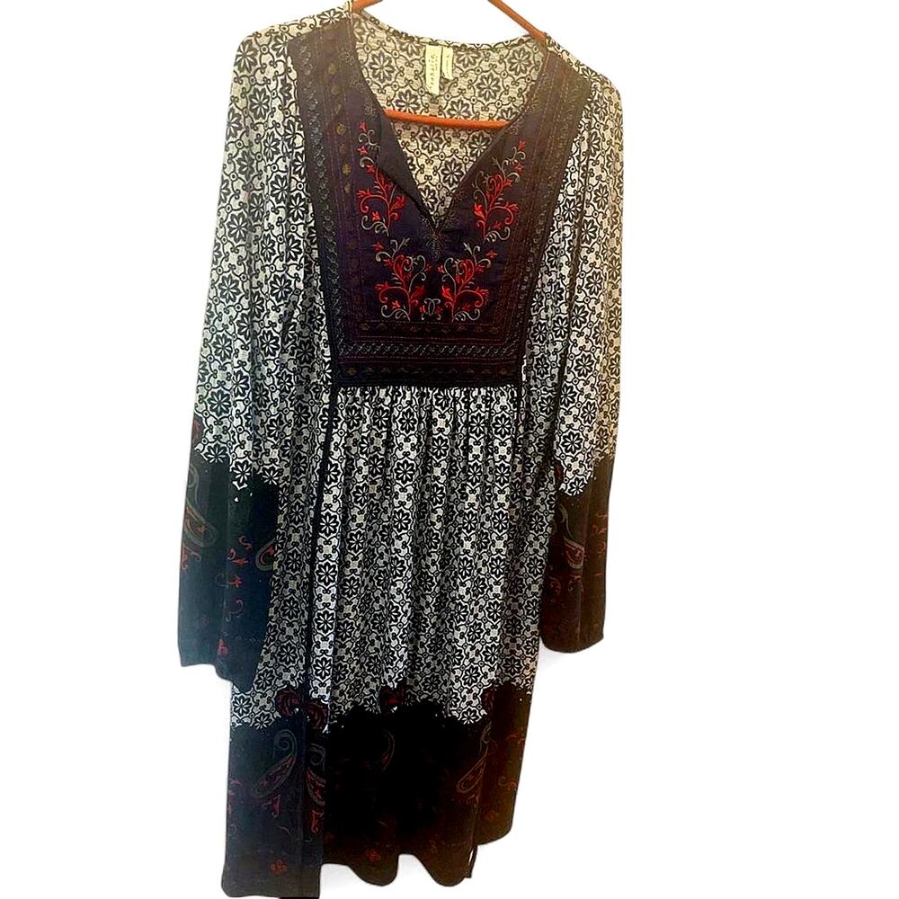 Amalie lg Blue and white floral and paisley print dress red green embroidery